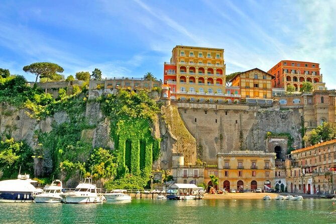 amalfi-coast-sorrento-and-pompeii-group-tour-from-naples