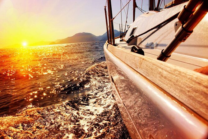 amalfi-coast-sunset-boat-tour-in-small-group