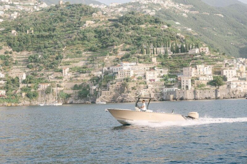amalfi-coast-tour-secret-caves-and-stunning-beaches-3