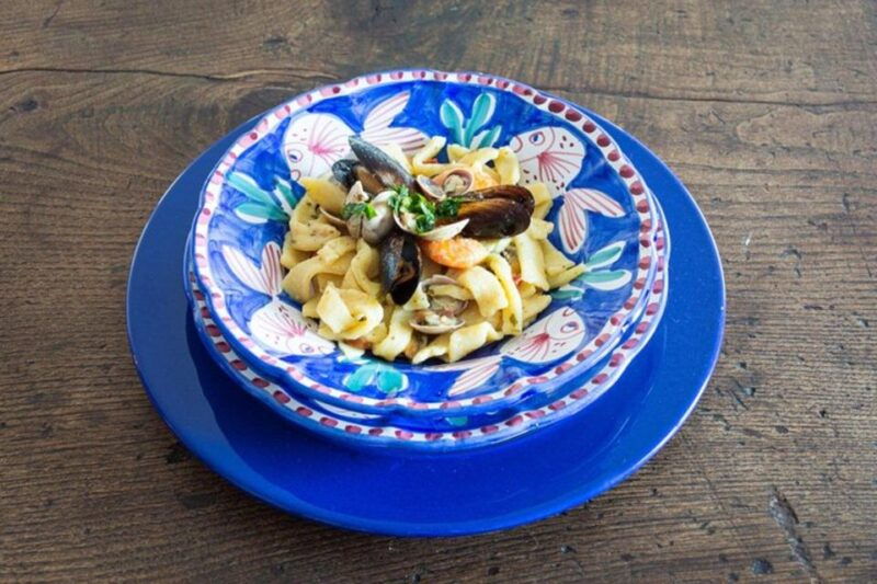 amalfi-food-tasting-experience-wine-at-a-locals-home