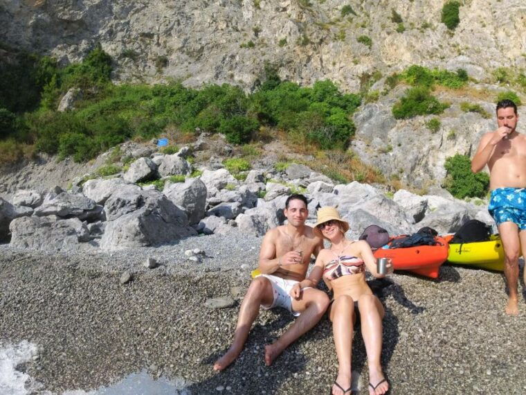 amalfi-kayak-snorkel-tour-to-pandora-cave-with-lemon-spritz