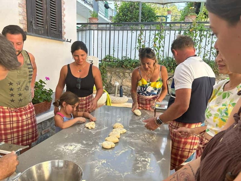 Amalfi: Pasta, Mozzarella and Tiramisù class with wine - Practical Details and Value