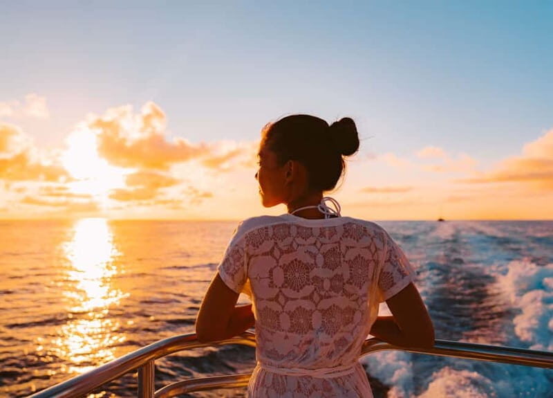 Amalfi: Sunset Boat Tour with Fruit and Drinks - Practical Tips for Your Sunset Boat Tour