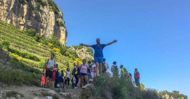 amalfi-walking-tour-between-furore-vertical-vineyards