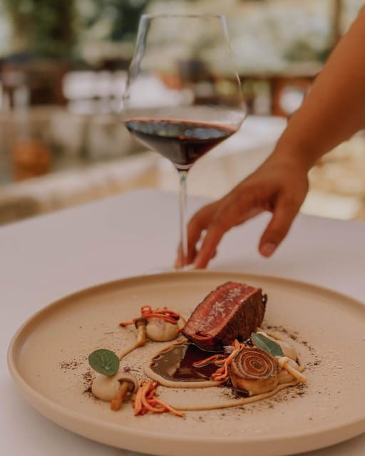 amarante-painting-wine-tasting-make-your-onw-art-piece