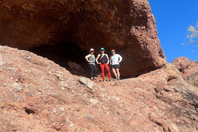 amazing-2-hour-guided-hiking-yoga-at-papago-park