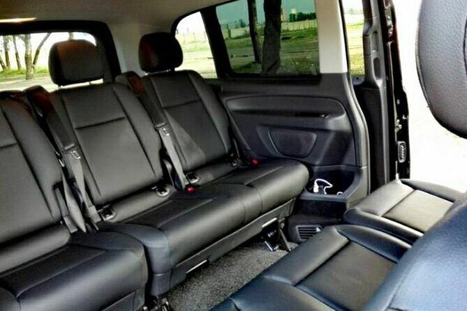 Amazing airport pickup/ drop off in Casablanca/ safe&easy - What you can expect during your transfer