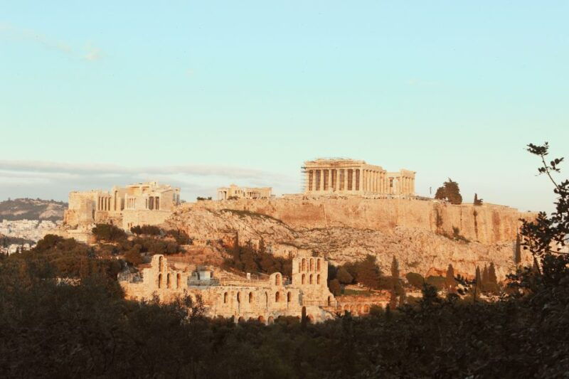 amazing-athens-capturing-memories-amidst-the-acropolis-view