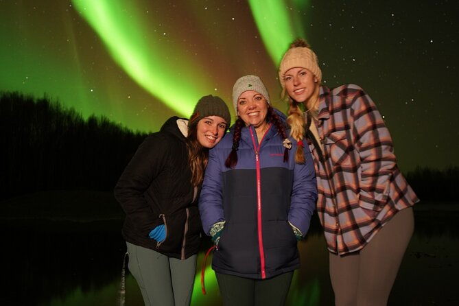 amazing-aurora-chasing-experience-w-portrait-photography