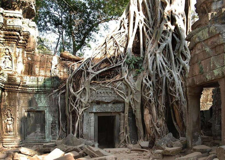 amazing-cambodia-5-days-private-tour-phnom-penh-siem-reap