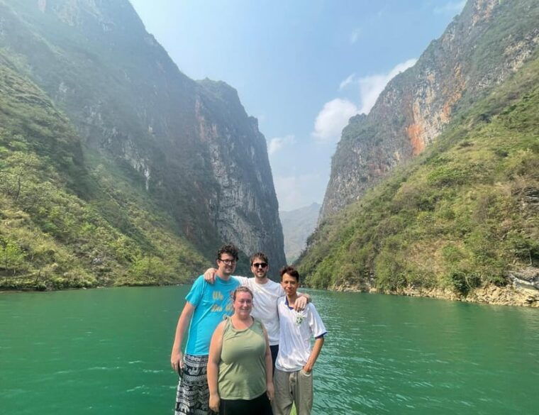amazing-ha-giang-loop-jeep-tour-3-days-2-nights