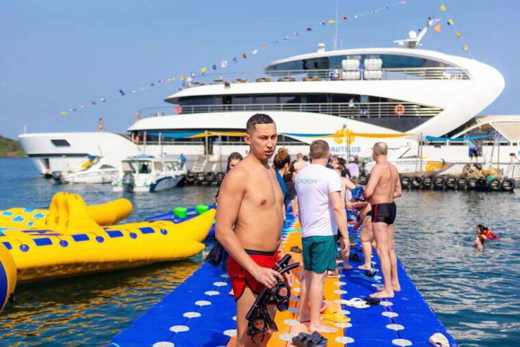 amazing-half-day-sea-sport-tour-on-boat