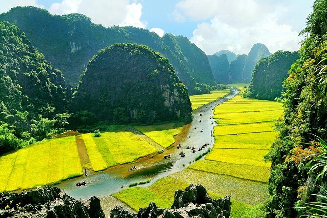 Amazing Hoa Lu - Tam Coc - Mua Cave - Luxury services - An in-depth look at the tour itinerary