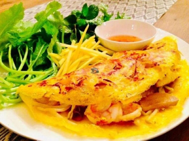 amazing-hoi-an-city-tour-with-street-food-tasting