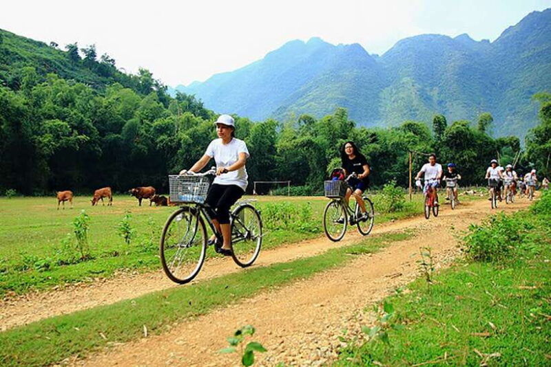 amazing-mai-chau-day-tour-small-group-with-biking-and-lunch