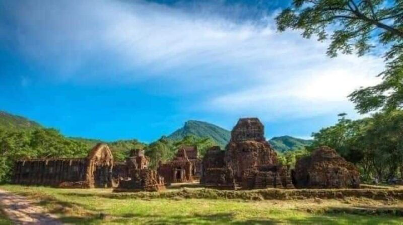 amazing-my-son-sunset-river-cruise-tour-from-hoi-an-danang