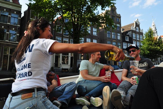 amazing-open-boat-amsterdam-canal-cruise-with-two-drinks-incl