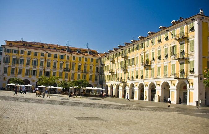 amazing-private-walking-tour-of-old-nice-between-italy-and-france