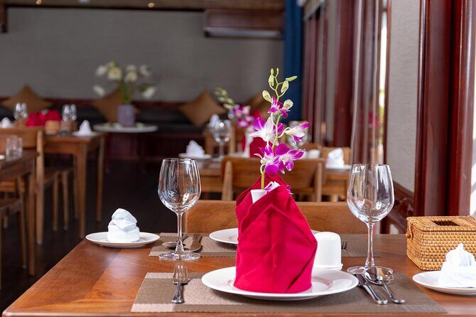 Amazing Sails Cruise Bai Tu Long Day Tour, Smaller Group - Exploring Bai Tu Long Bay on a Smaller, More Authentic Scale