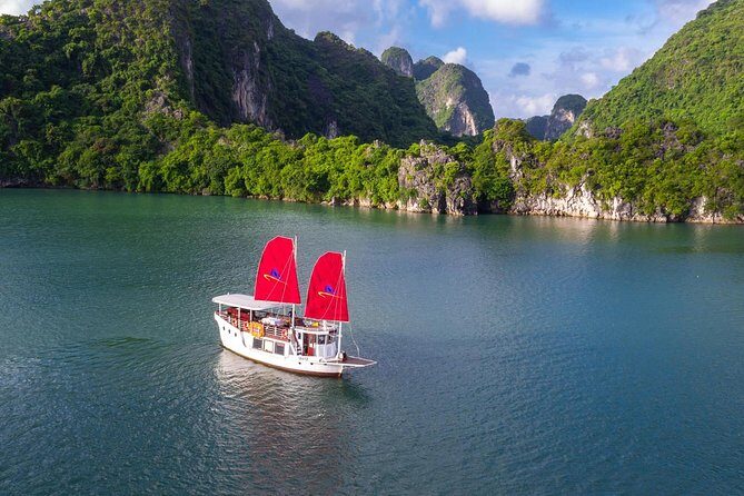 Amazing Sails Explorer: Luxury Halong Bay from Hanoi/Halong-1 Day All Inclusive - Why This Tour Offers Great Value
