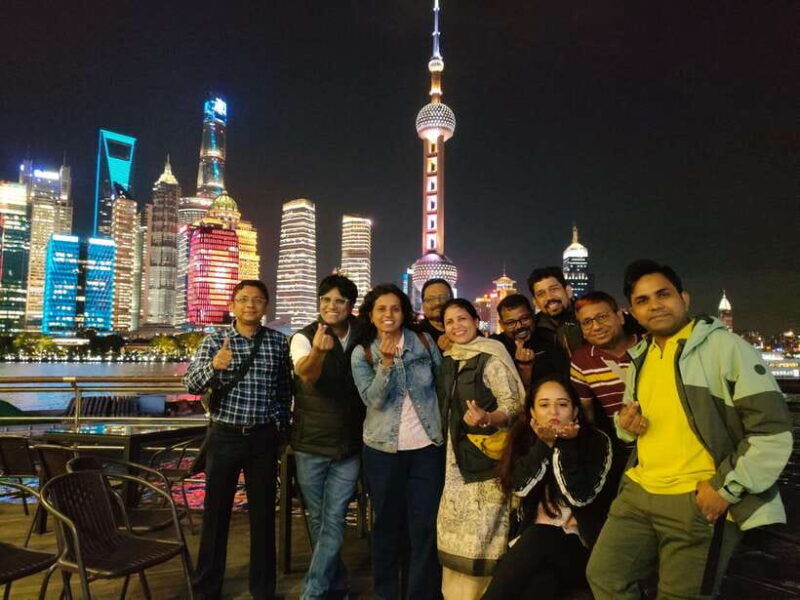 amazing-shanghai-night-lightsriver-cruise-private-transfer