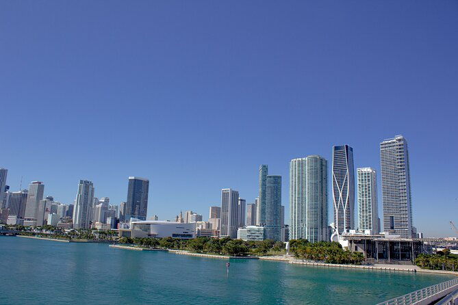 amazing-sightseeing-bus-and-boat-tour-in-miami