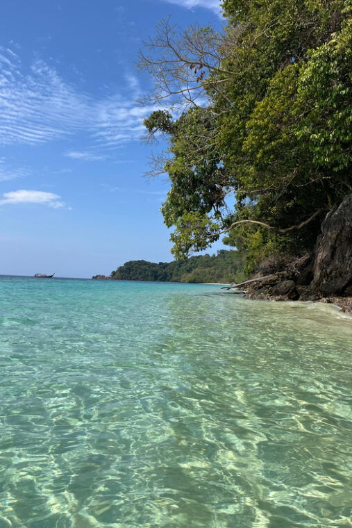 amazing-thailand-emerald-cave-at-koh-mook-trang