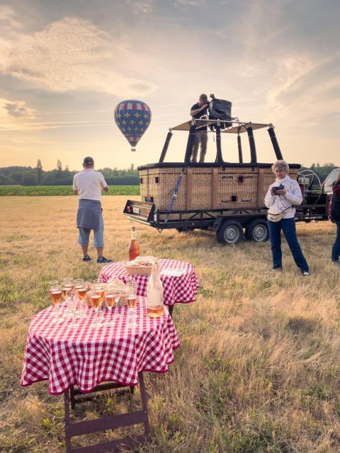 amboise-hot-air-balloon-sunrise-ride-over-the-loire-valley