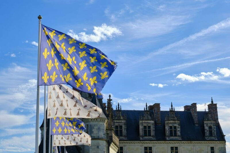 amboise-private-guided-walking-tour-with-chateau-damboise
