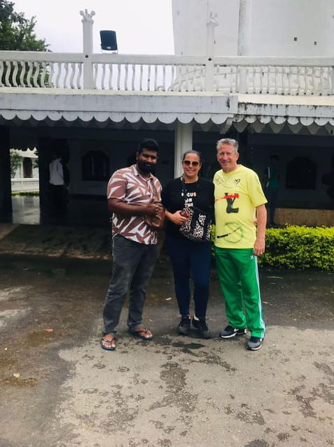 ambuluwawa-tower-with-kandy-city-tour