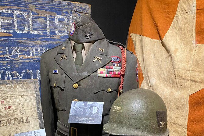 american-101st-82nd-paratroopers-in-normandy-battlefield-tour