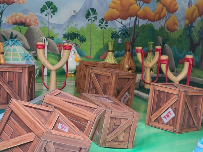 American Dream: Angry Birds Mini Golf Ticket - The Sum Up