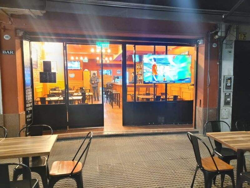 american-football-sport-bar