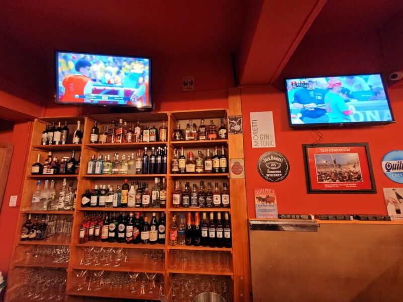 american-football-sport-bar