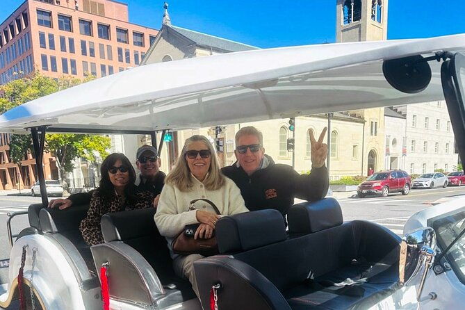 american-history-and-dc-monuments-tour-by-covered-vintage-car-2