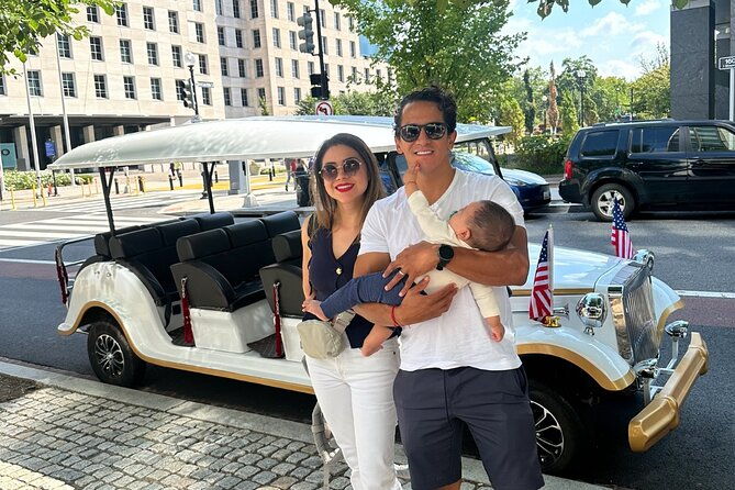 american-history-and-dc-monuments-tour-by-covered-vintage-car-2