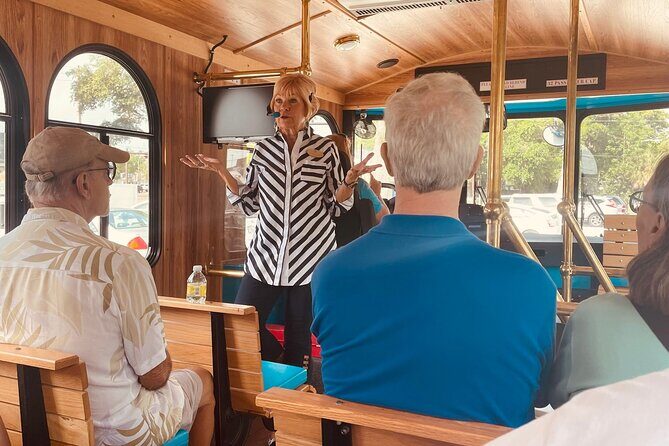 Amish Experience Trolley Tour: Bridges to Understanding - Key Points