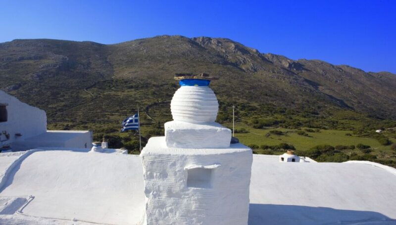 amorgos-hiking-along-the-ridges-of-mt-krikelos