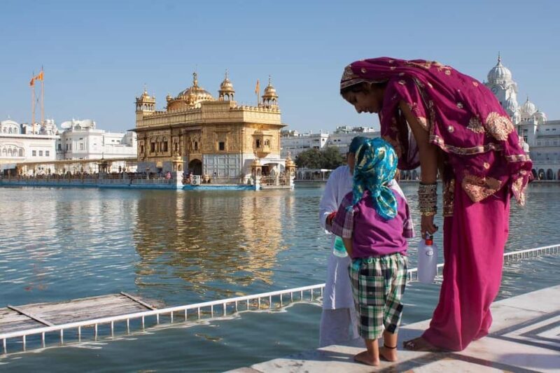 Amritsar: Golden Temple Guided Tour - Witnessing the Community Kitchen and Seva