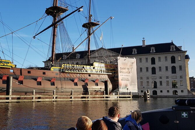 amsterdam-1-hour-canal-cruise-with-live-guide