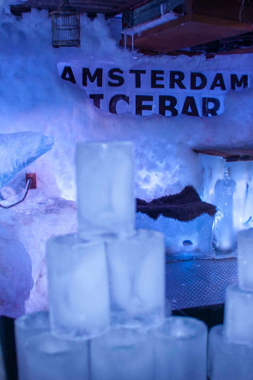 amsterdam-24-hour-hop-on-hop-off-boat-and-xtracold-icebar