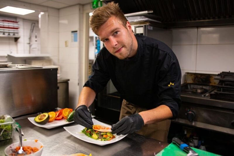 amsterdam-3-course-dinner-in-the-dark