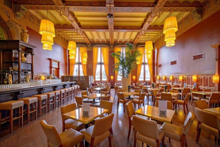 amsterdam-3-course-meal-in-historic-1st-class-waiting-rooms