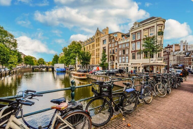 amsterdam-3-hour-private-bike-tour-of-the-city-center