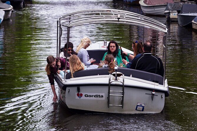Amsterdam 90-min Private Canal Cruise with Live Guide and Drinks - FAQs