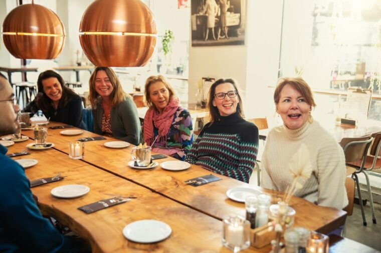 amsterdam-albert-cuyp-market-and-de-pijp-guided-foodie-tour