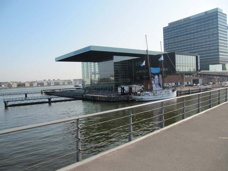 Amsterdam:: Bike Rental with Free Self-Guided Tour App - Practical Tips for Your Ride