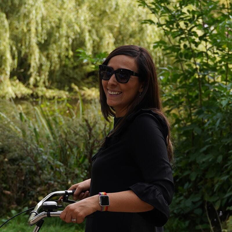 Amsterdam Bike Tour in Small Group + Optional Canal Cruise - Key Points
