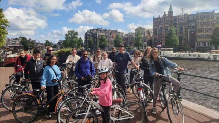 amsterdam-bike-tour-with-a-french-speaking-guide-local