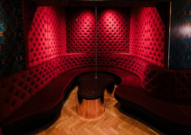 amsterdam-brothel-tour-with-former-sex-worker